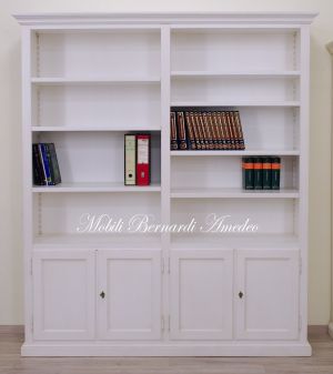 Libreria in stile classico con ripiani spostabili finitura laccata colore bianco anticato